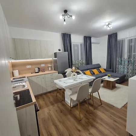 Premium Central Apartment & Free Parking *